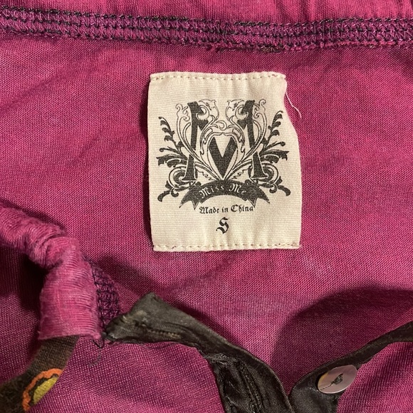 💋Miss Me Long sleeve hooded Shirt size small - Picture 6 of 6